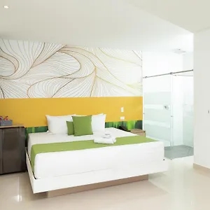  Hotel Bajo La Luna